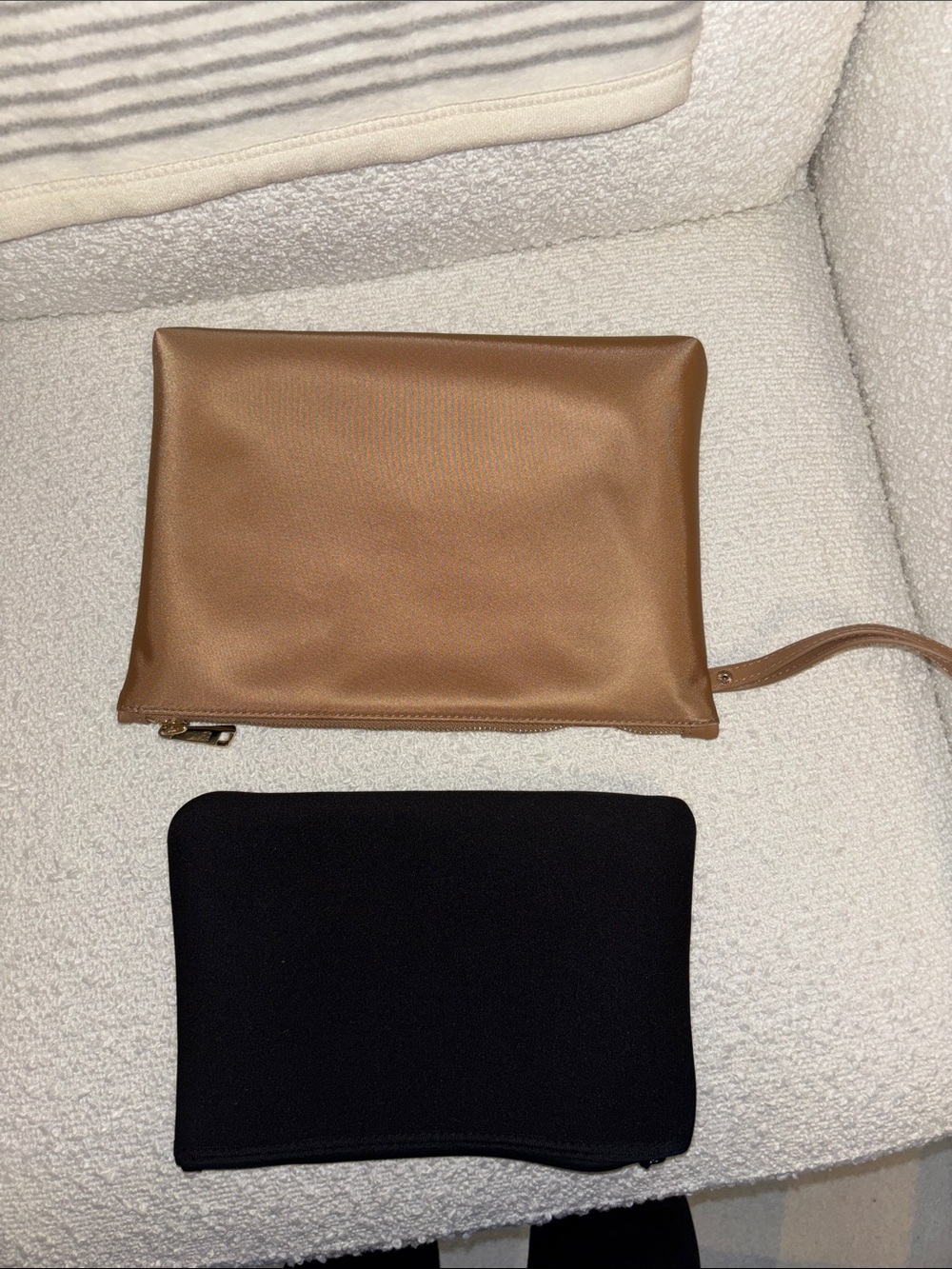 Mina Baie Changing Wristlet Nylon Mojave - Picture 7 of 8